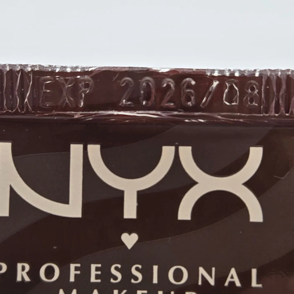 NYX Buttermelt Glaze Soft Glow Skin Tint 1.01 oz Chocolate Butta SPF 30 Lot of 2